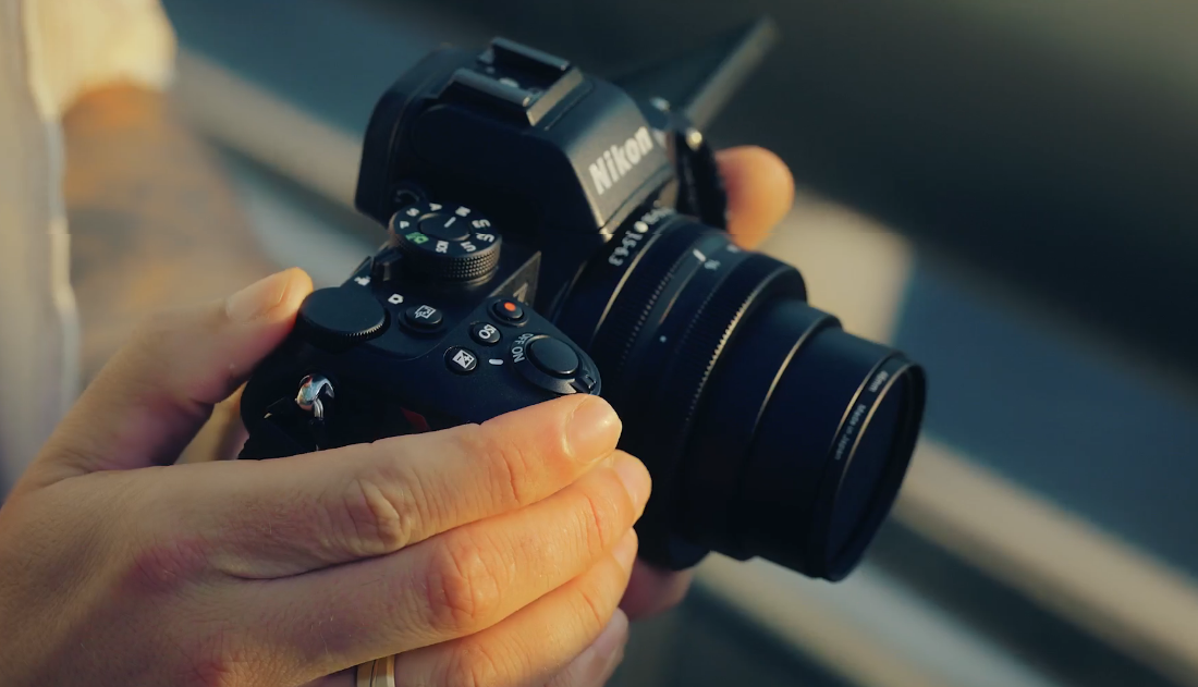 2026 King of Value: Top 4 Entry-Level APS-C Mirrorless Cameras Under $1000